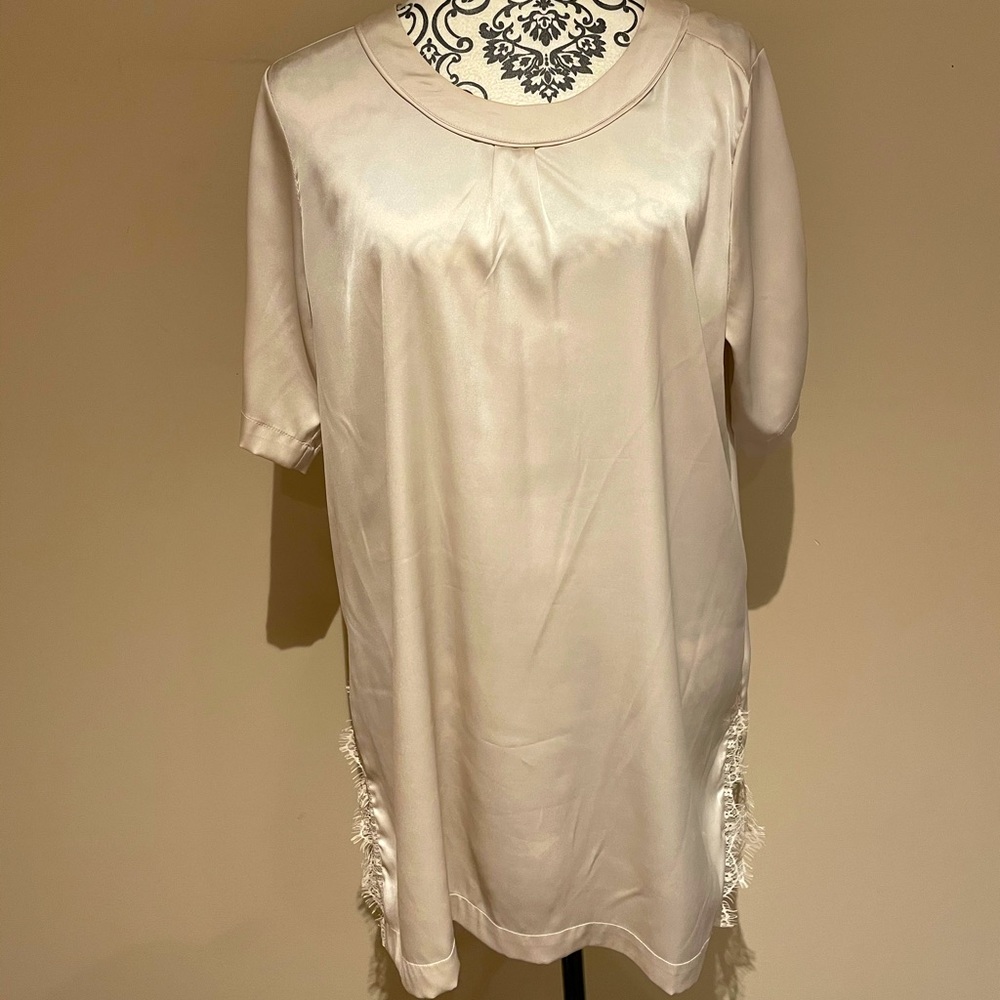 10 Feet Dress